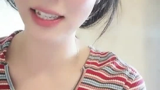 自拍无码精品在线观看-深谷で田植えをする稲作農家の巨乳嫁 観月しおり的的!