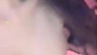 欧美日韩人妻激情-第一次与男友以外的男人在行使中车震!